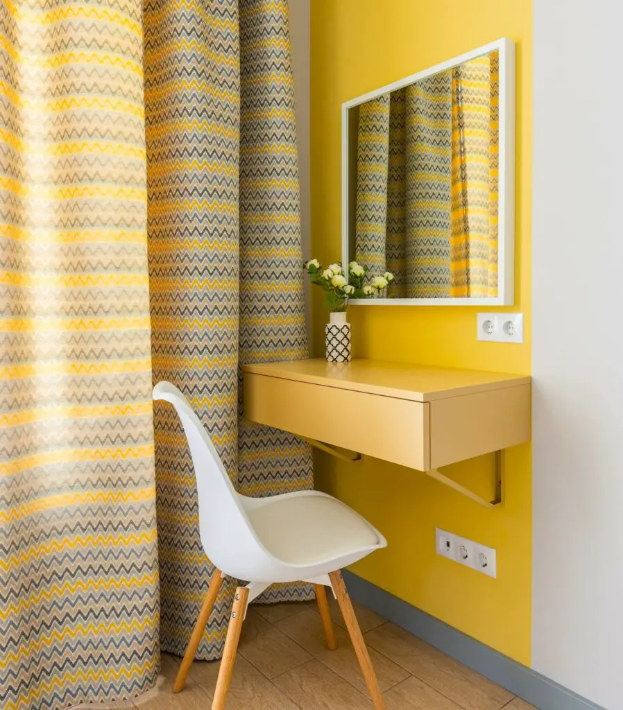 Yellow room best rendering