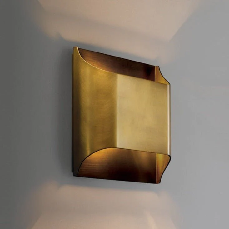 ceres wall lamp